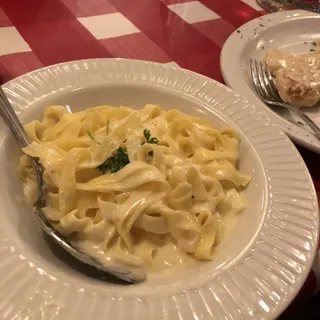Fettuccine Alfredo