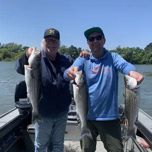 A few keepers for the fryer. Threw back many more keepers as well. Good action all morning.