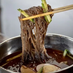 Cold noodles - VERY good!!