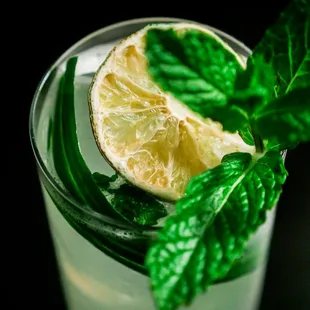 Spring cocktail in Feinstein&apos;s.