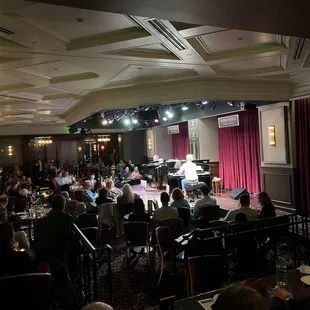 Dueling Pianos