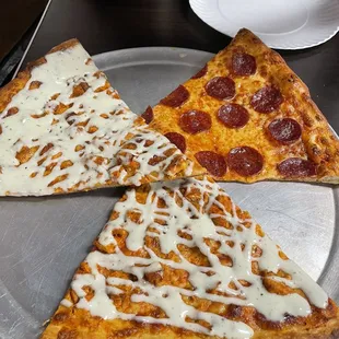 Buff chick &amp; pepp pizza