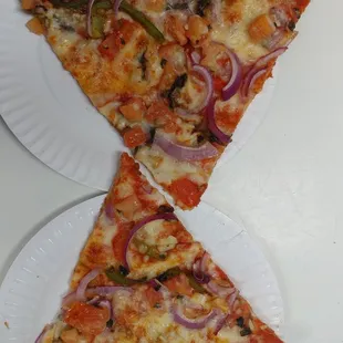 Veggie pizza at Felcaro