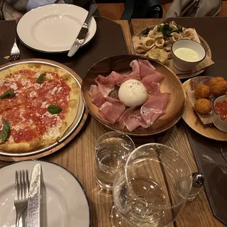 Burrata e Prosciutto