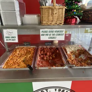 The hot bar. So yummy !