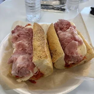 Prosciutto and mozzarella. Bellissimo.