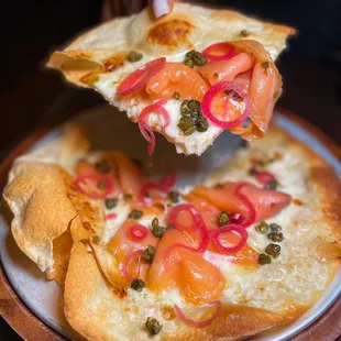 Smoked salmon pizzetta