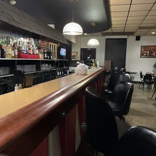 sushi and sashimi, interior