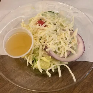 Famous salad with house dressing