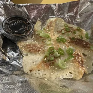 These gyoza (pan fried dumplings) are AMAAAAAZING!!!