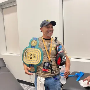Coach Felipe Ganamos.