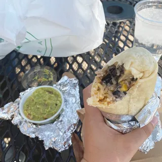 Chips with Guacamole
