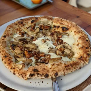 Funghi Pizza