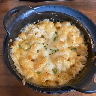 Deep Dish Mac and Cheese