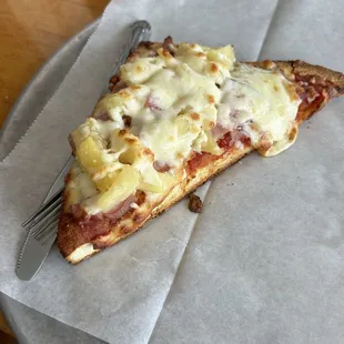 Hawaiian Sicilian slice