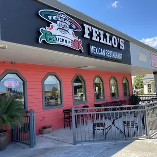 Store front. Fello is a nickname for Alfredo, the man in the kitchen!