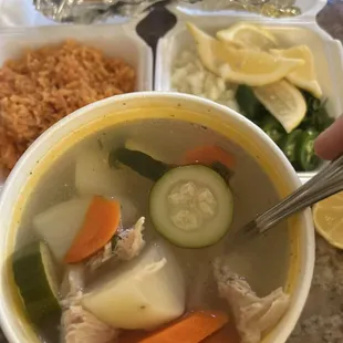 Caldo De Pollo