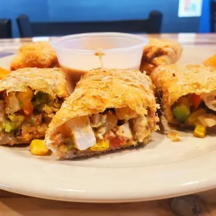 Avocado egg rolls