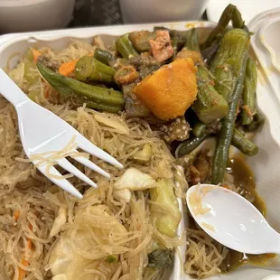 Pancit and Pinakbut