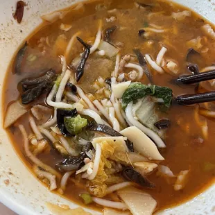 / Beef Rice Noodle Soup