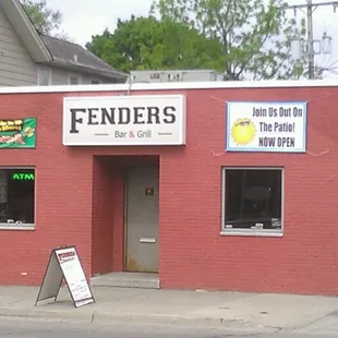 Entrance off the street