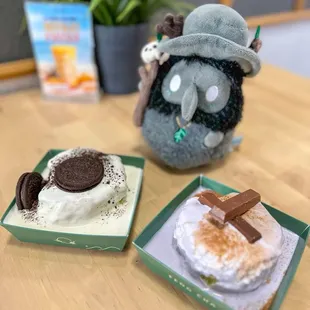 Oreo cake and taro cake