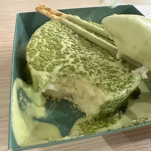 Matcha Love Cake spongy soft inside