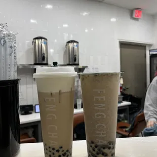 Oreo Cheese Milk Tea (left) and Oreo Cheese Milk Tea no cheese foam (right)