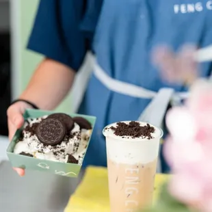 Oreo Cheese Milk Tea + Oreo Cheese Cake