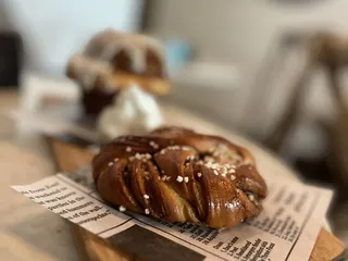 Runaway Luna Lifestyle