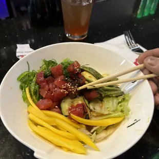 Tuna poke bowl