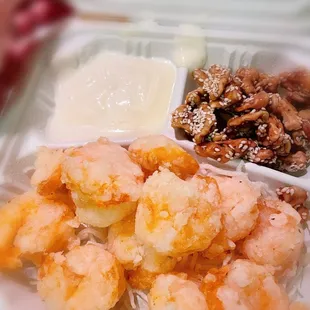 F20. Honey Walnut Prawn