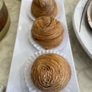Durian Puff