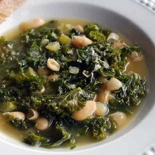 Classic White Bean &amp; Kale - available in single serve or quart sizes