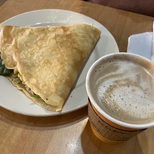 Hot Mocha was quite sweet and flavorful. I like it anyway.