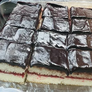 Chocolate Raspberry Cake