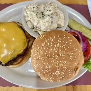 Fenwicks Burger with potato salad