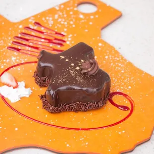 Texas Chocolate Mousse Cake (contains gluten)