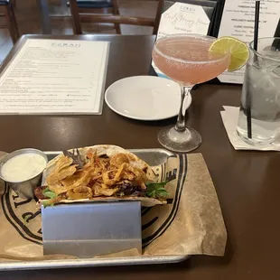 Cosmo &amp; falafel taco