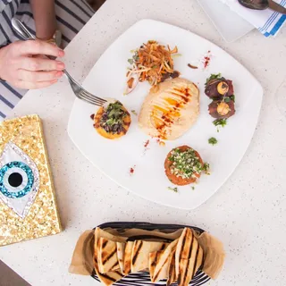 Chefs Sampler Platter