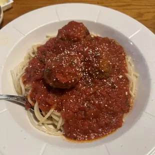 Spaghetti with meatballs