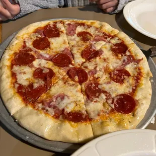 Pepperoni pizza.