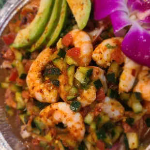 This is how mariscos should be served