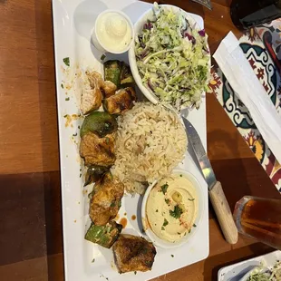 Lunch Shish Tawook with salad and hummus