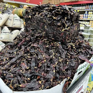 a pile of dried chilis