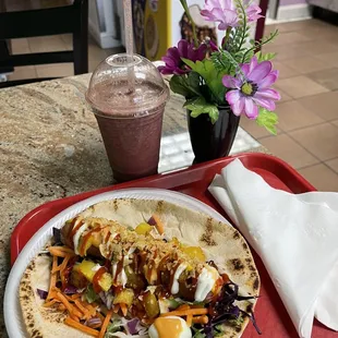 Healthy Detox Smoothie &amp; Hotdog