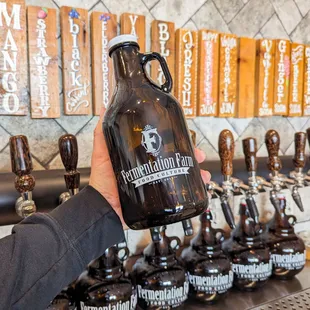 New 32 oz Growler