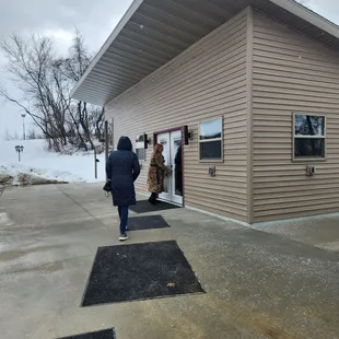 Entering the tasting room