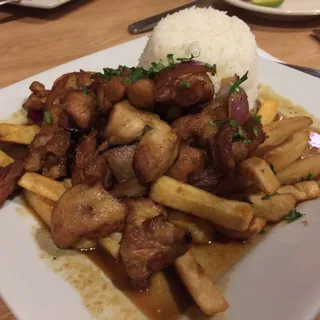 Pollo Saltado