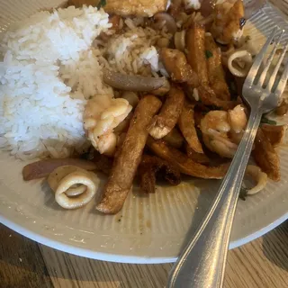 Saltado de Mariscos